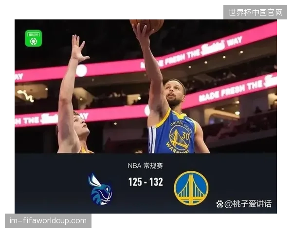 库里无球威胁依旧致命，勇士队需为其设计更多掩护战术以发挥其牵制力